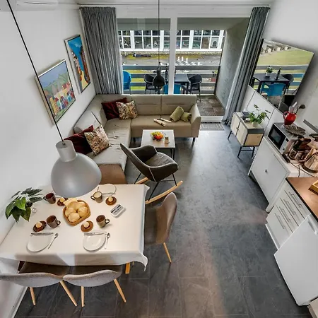 Modernized Centrally Located In Sondervig With 200 Meters To The North Sea Feriehus