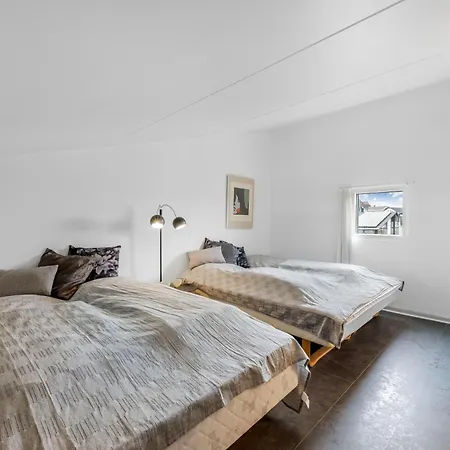 Vakantiehuis Modernized Centrally Located In Sondervig With 200 Meters To The North Sea *