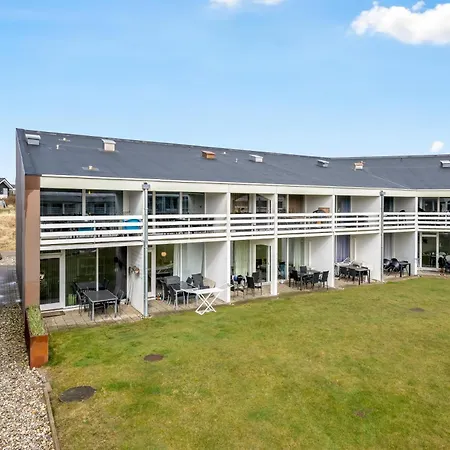 Vakantiehuis Modernized Centrally Located In Sondervig With 200 Meters To The North Sea *