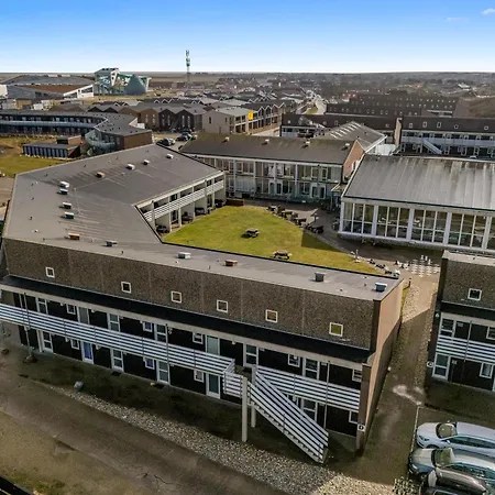 Vakantiehuis Modernized Centrally Located In Sondervig With 200 Meters To The North Sea *